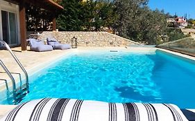 Apollo Romantic Sea View Villa